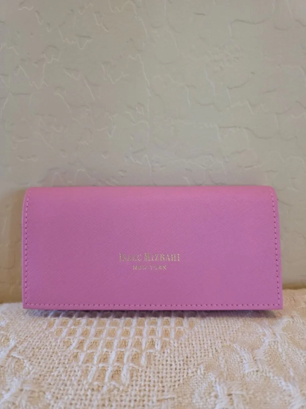 Women's Pink Saffiano Leather Lined Eyeglass Case Gold Izaac Mizrahi New York NY
